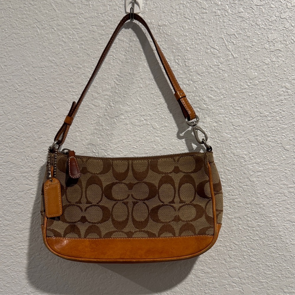 Coach 6094 signature Demi